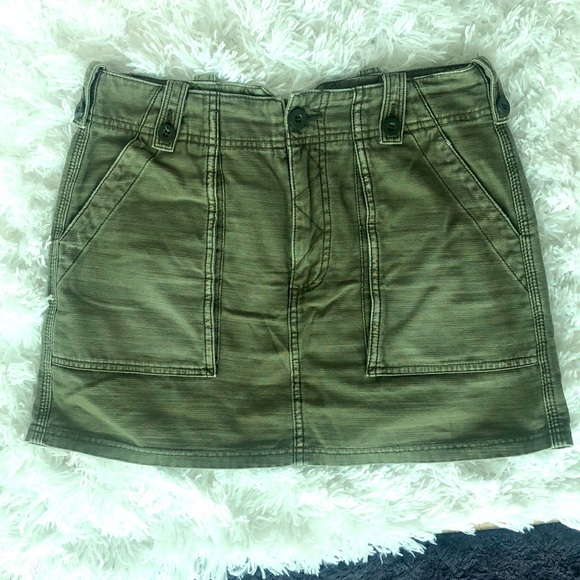 Free People sz 2 olive green utility mini skirt - Picture 1 of 4